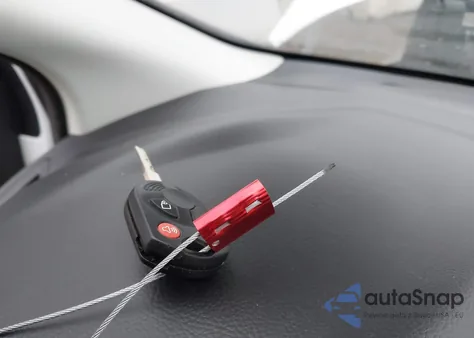 2013 Ford Focus Se z USA, uszkodzony, nr VIN 1FADP3F25DL332453